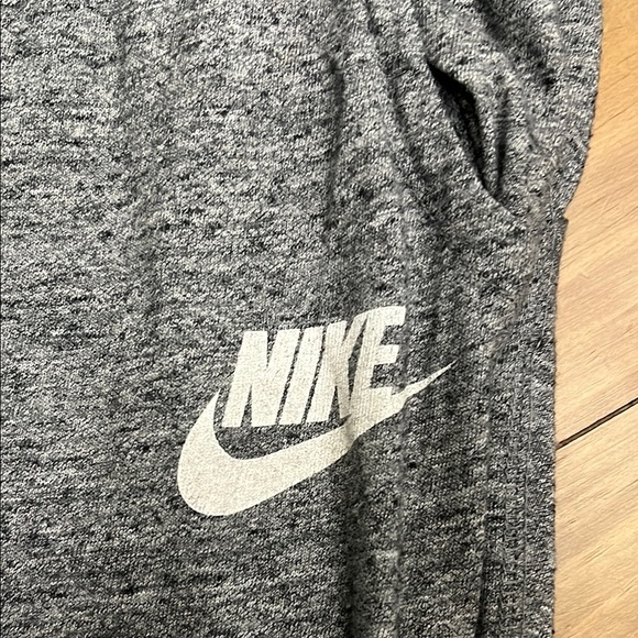 Nike Gray Tracksuit Set - Picture 3 of 7